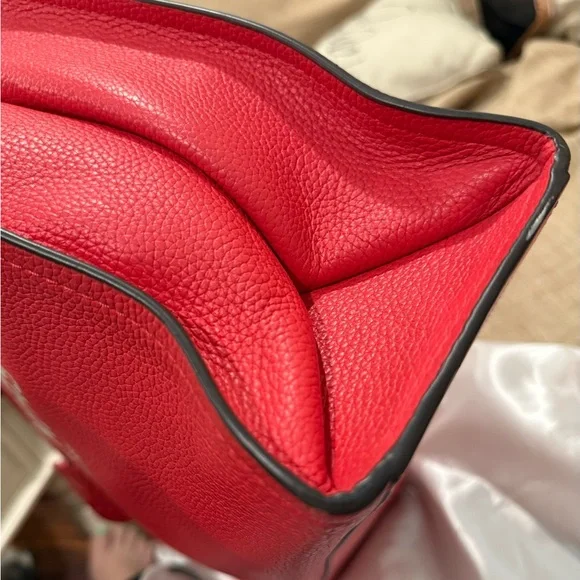 Michael Kors Bright Pink Tote Bag - Picture 5 of 6